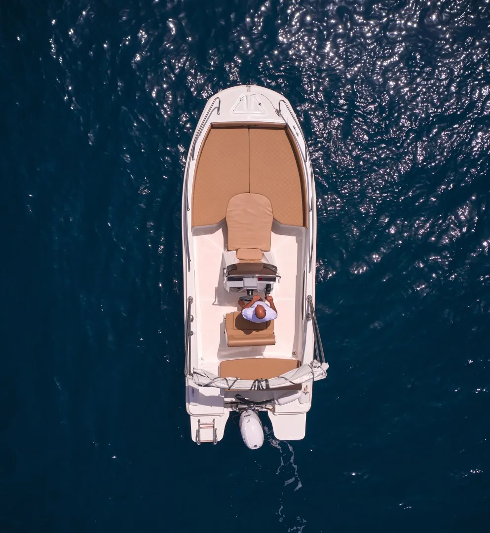 Motorboat 20ft Barqa-5